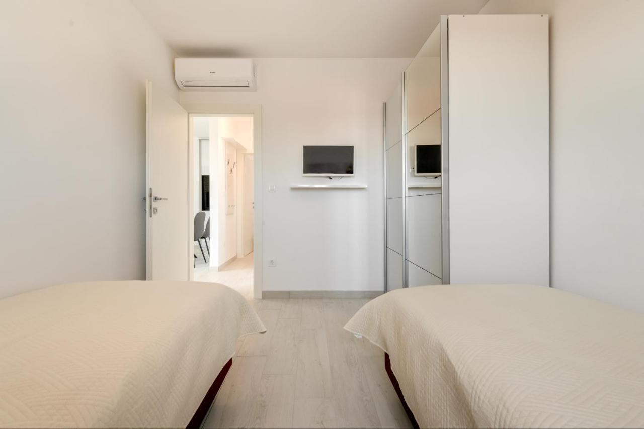 Modern 4* Luxury Apartment In Center Trogir Bagian luar foto