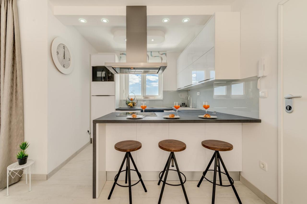 Modern 4* Luxury Apartment In Center Trogir Bagian luar foto